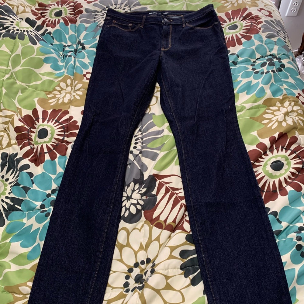 Old Navy Mid Rise Pop Icon Skinny Jeans